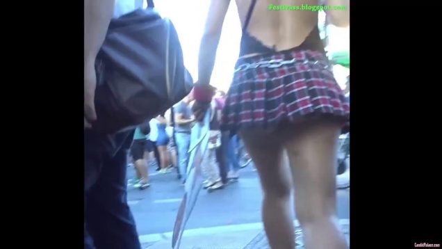 50 miniskirt and wind