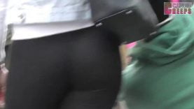 31 nice leggings walk with bf