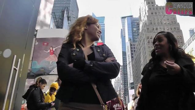 1 gold leggings black chick